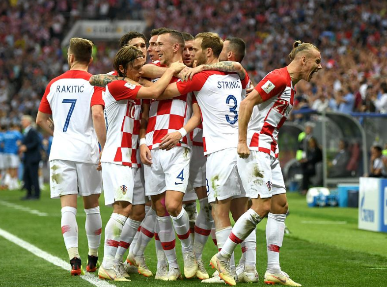 墨西哥翻盘塞内加尔，伊布统治全场