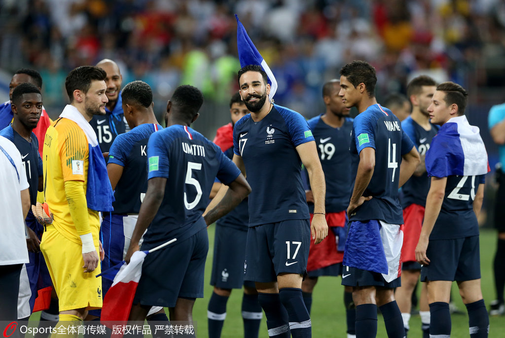 泰国队轻取法国队，桃田贤斗带队取胜