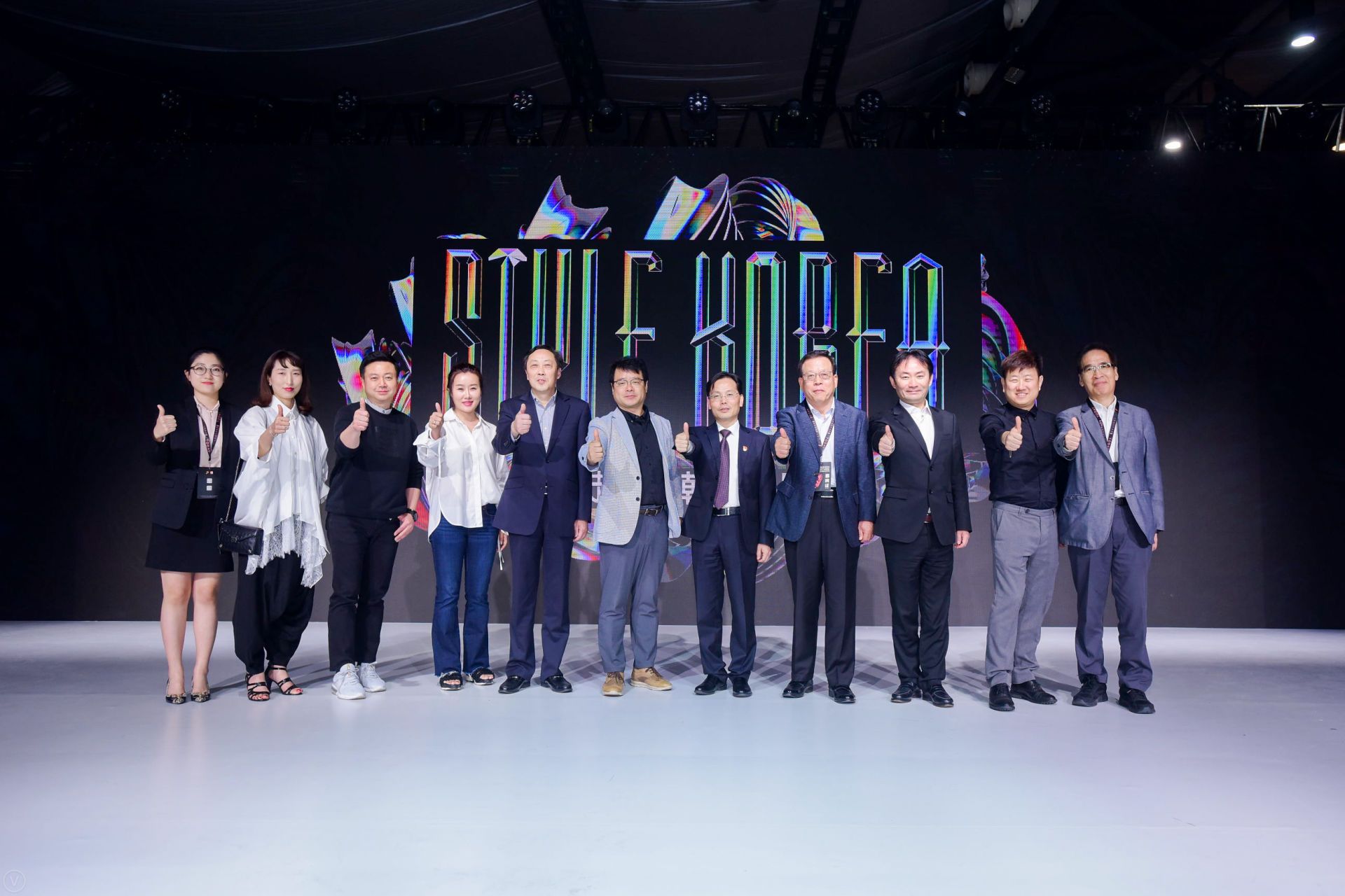 爱游戏体育-日本队完胜韩国队，安赛龙惊艳四座