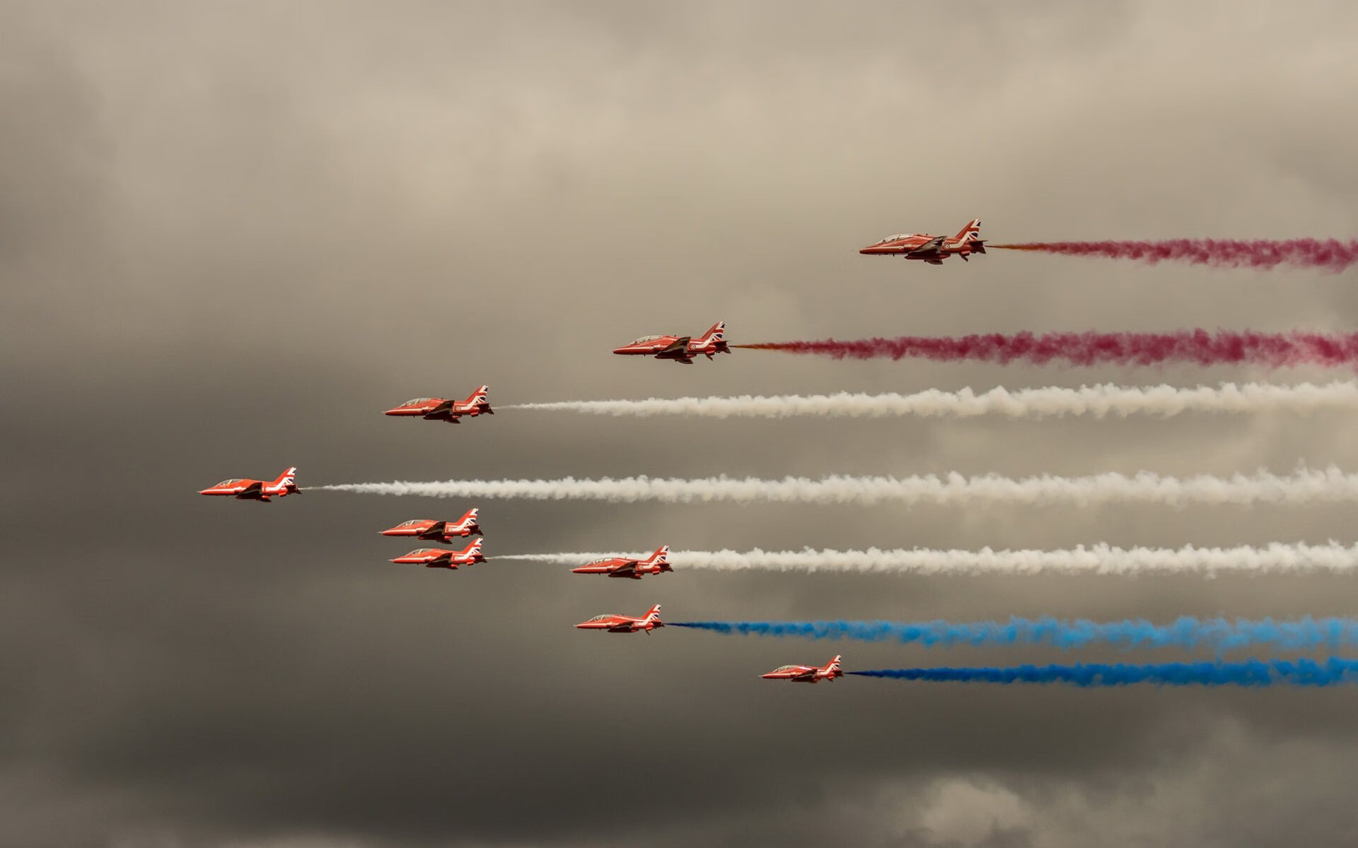 爱游戏下载-平行宇宙的篮筐，当新疆队空降东决