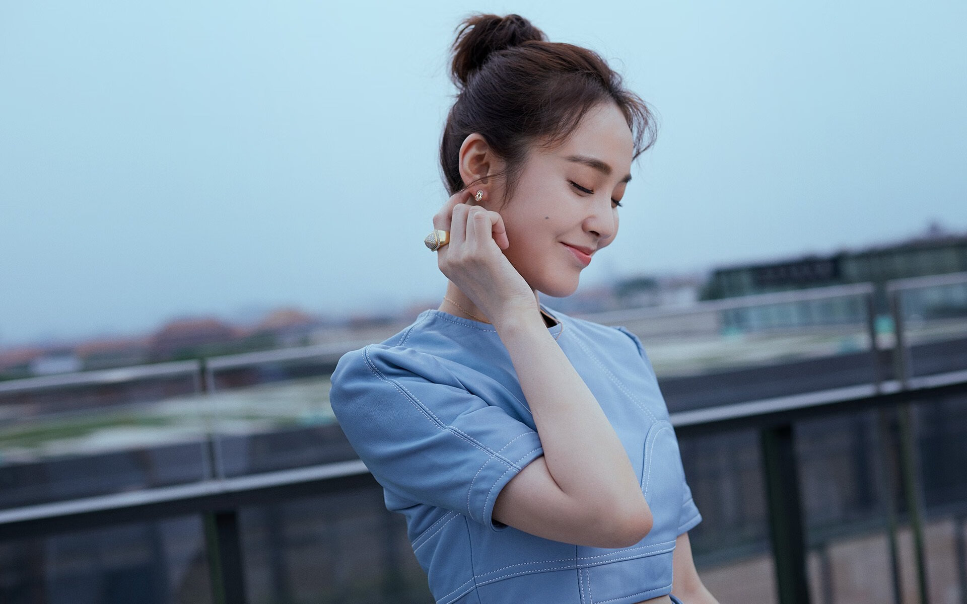 当足球场化为战场，平行时空中迪巴拉空袭毕尔巴鄂