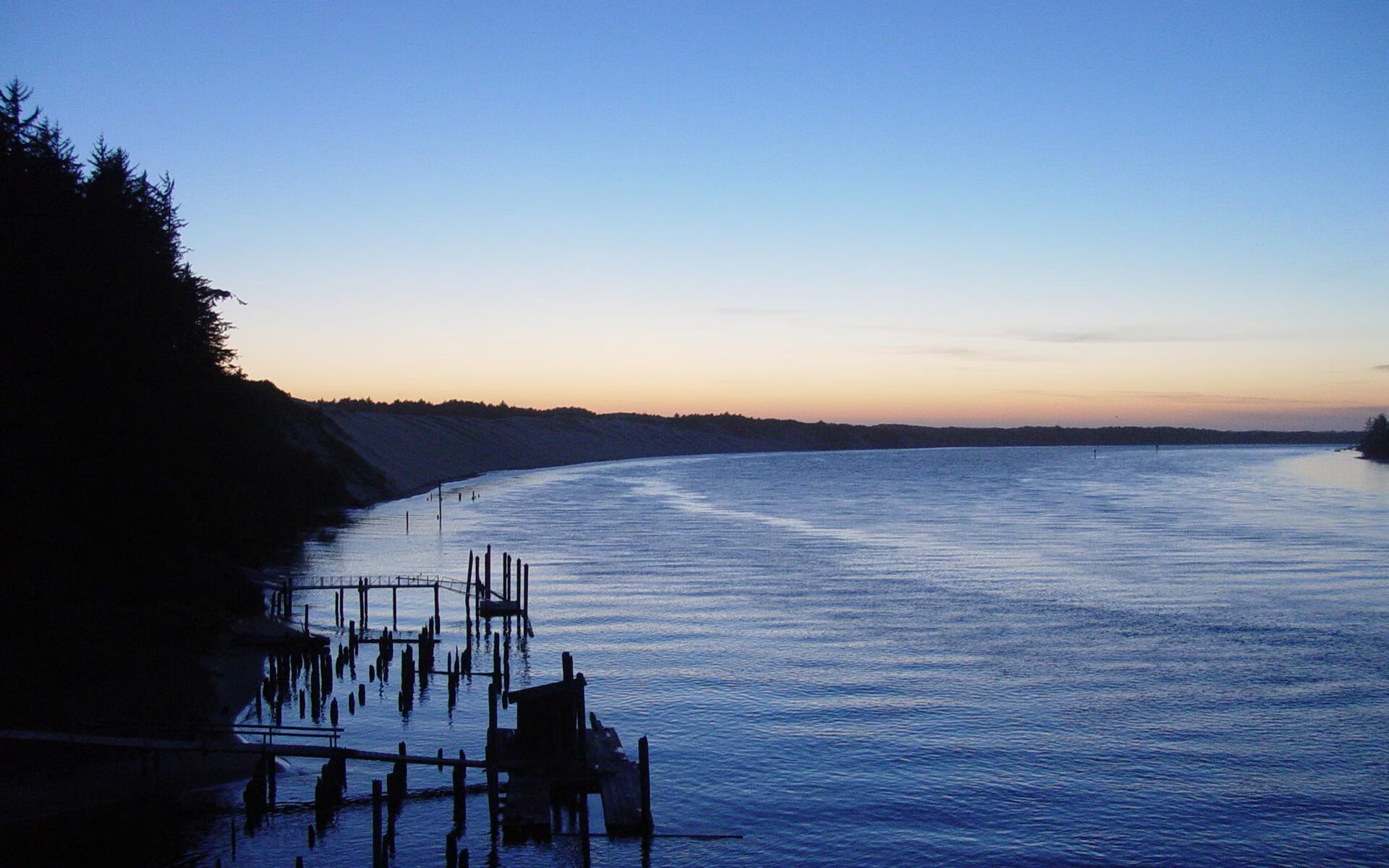 当银河战舰碾过金字塔，一场坎特变量如何接管F1街道终极对决